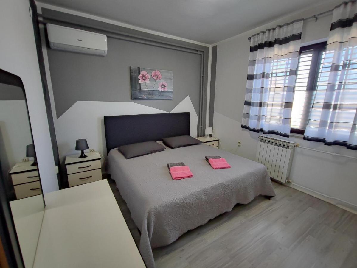 Apartment Ari Rovinj Extérieur photo